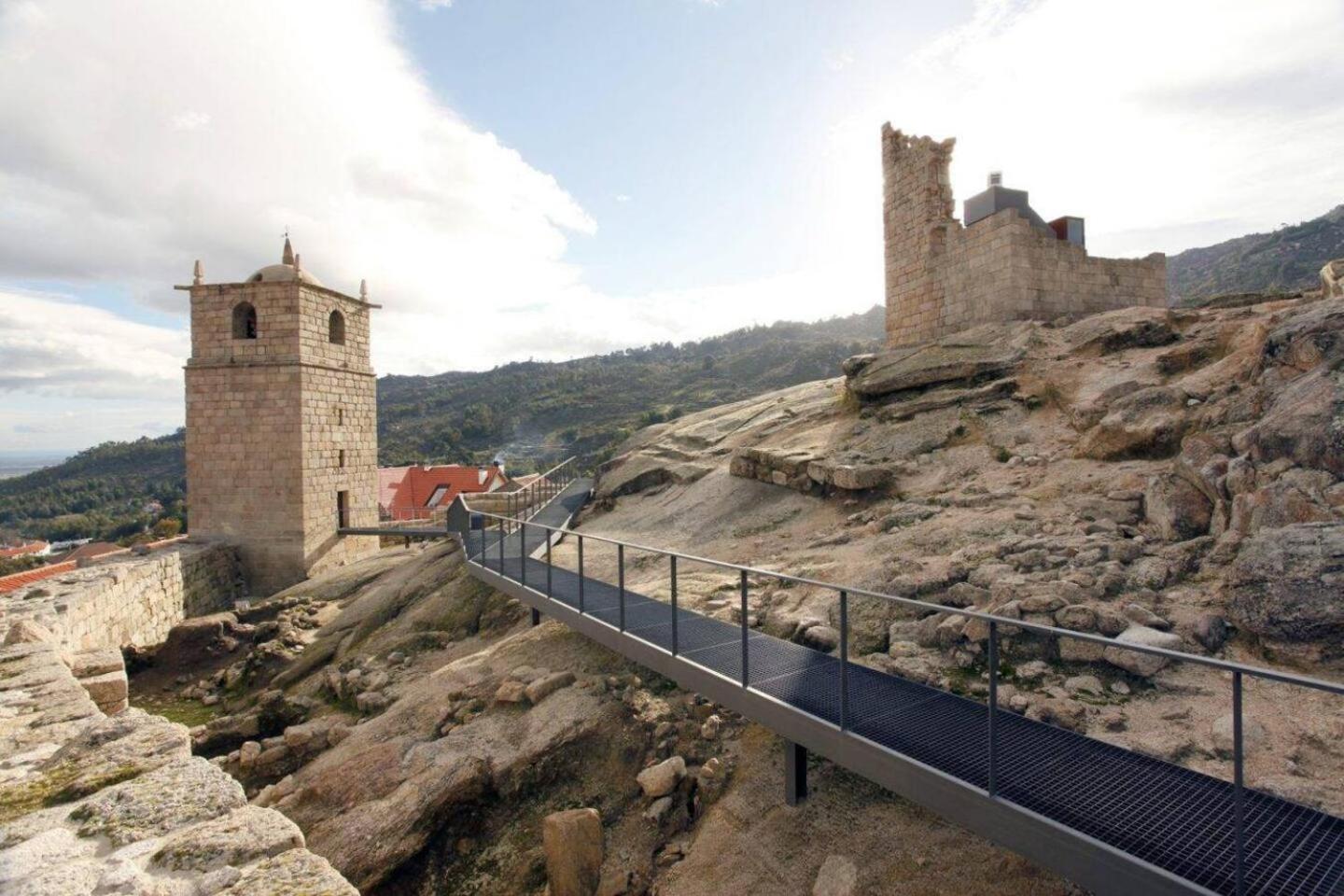 2Br Fireplace Historic Village Castelo Novo Exterior photo